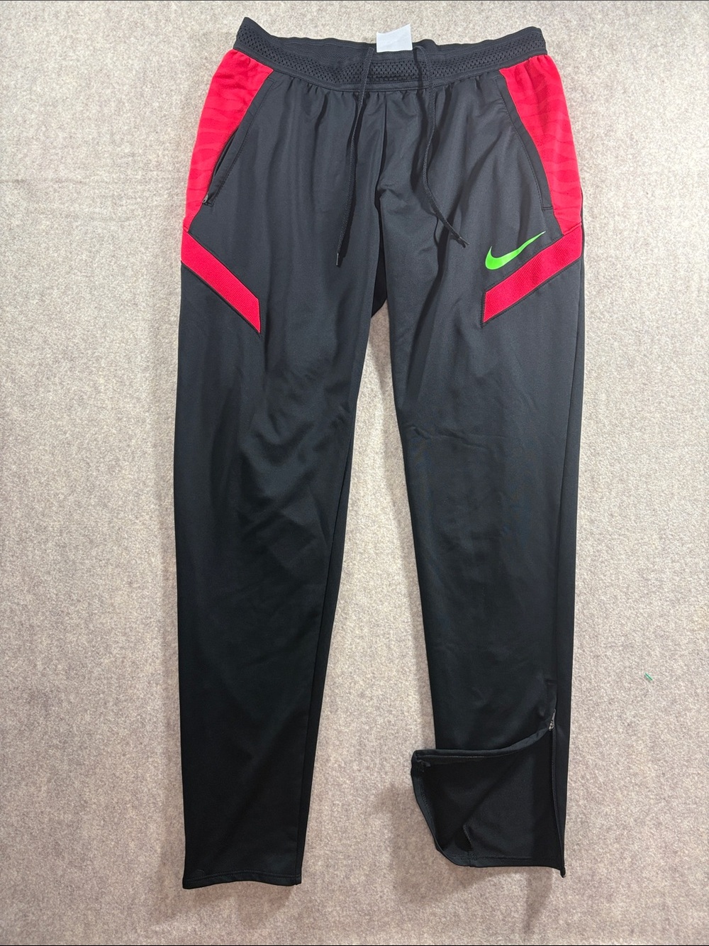 Nike Women’s Dri-Fit Strike 21 Soccer Training Pants size SM
